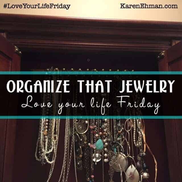 DIY – Organize that Jewelry!