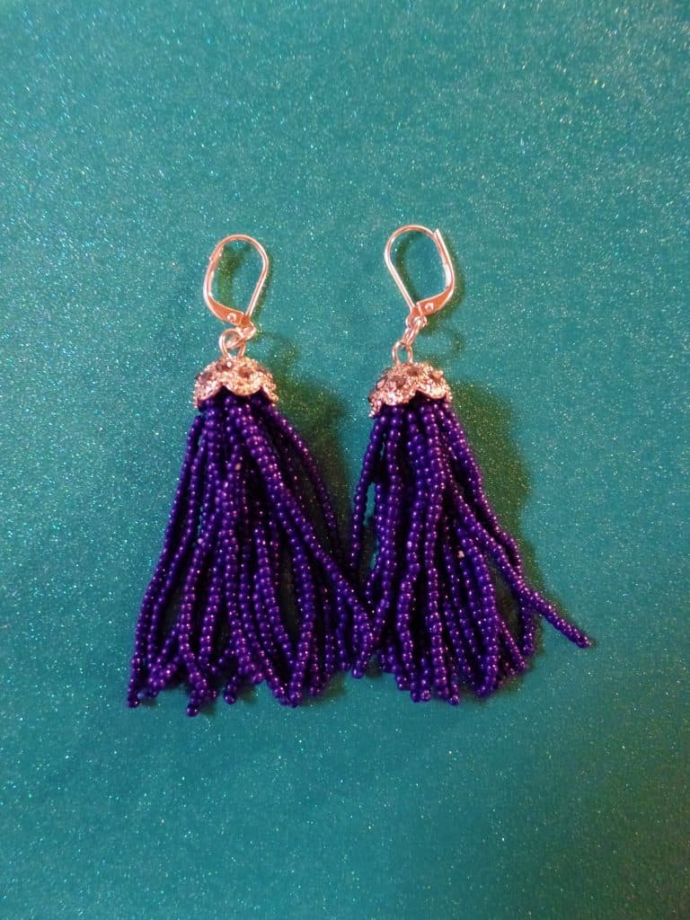DIY beaded tassel earrings on KarenEhman.com for #LoveYourLifeFriday by Sarah Lundgren
