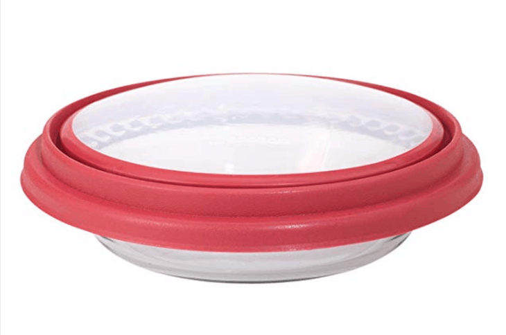 Deep Dish Pie Pan with Cover // 15 Fabulous Online Christmas Gifts at karenehman.com.